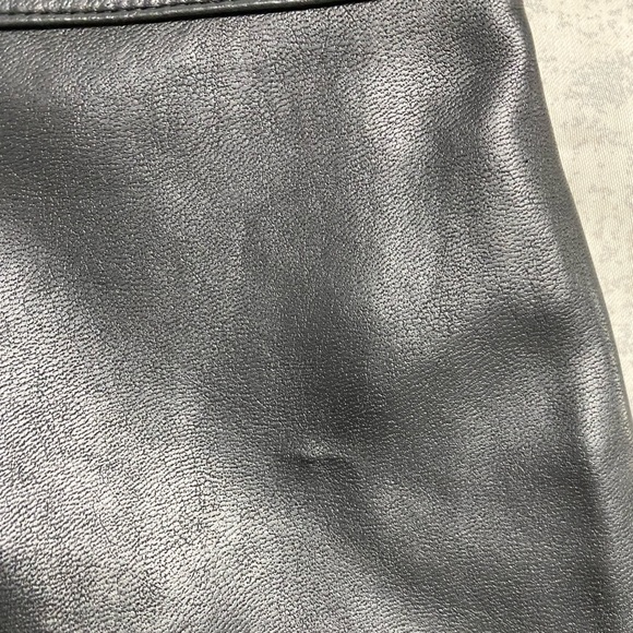 Aritizia Roxanne vegan leather skirt - Picture 5 of 6